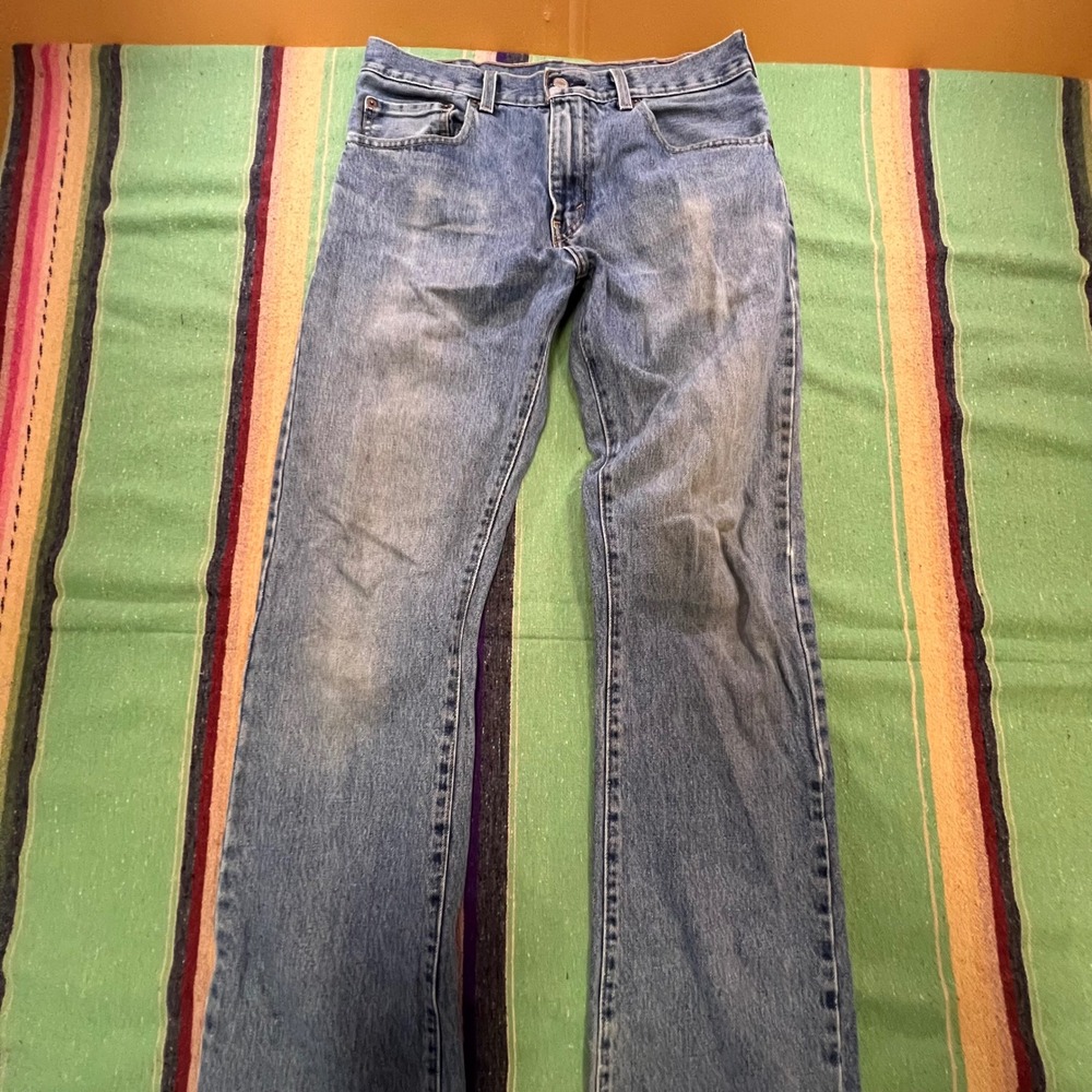 Levi's 517 Bootcut Men's 31x32 Blue Medium Wash Denim Jeans 00517-4891